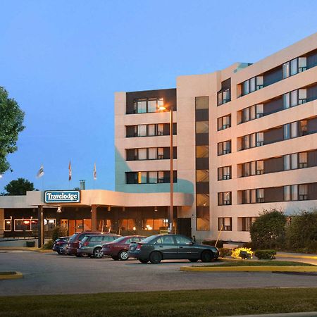 Travelodge By Wyndham Toronto East Buitenkant foto