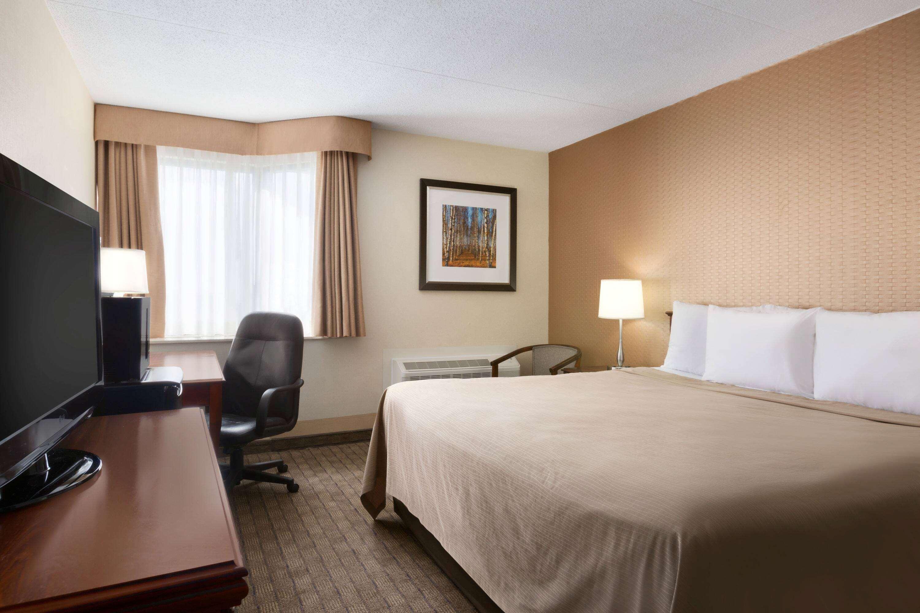 Travelodge By Wyndham Toronto East Buitenkant foto