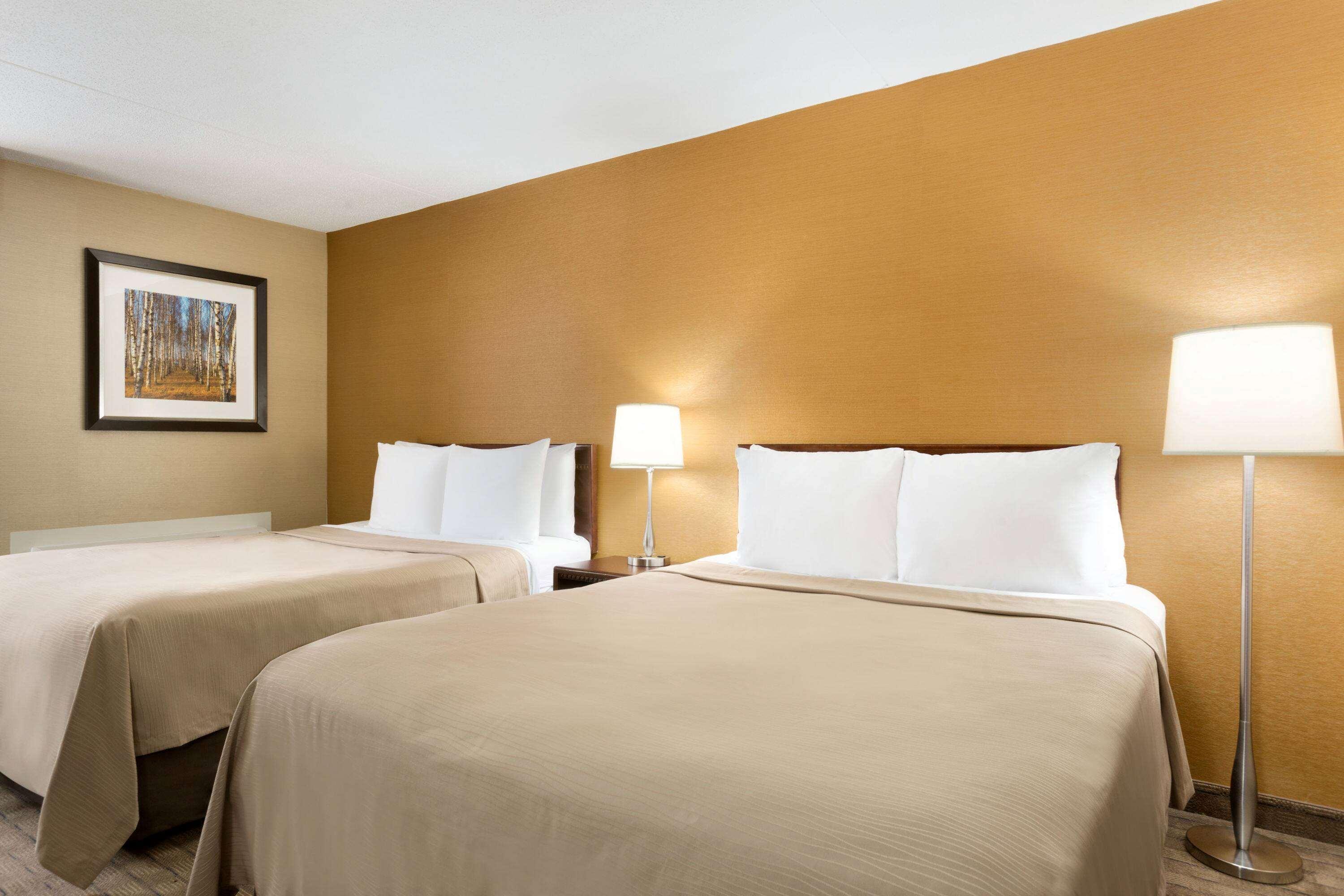 Travelodge By Wyndham Toronto East Buitenkant foto