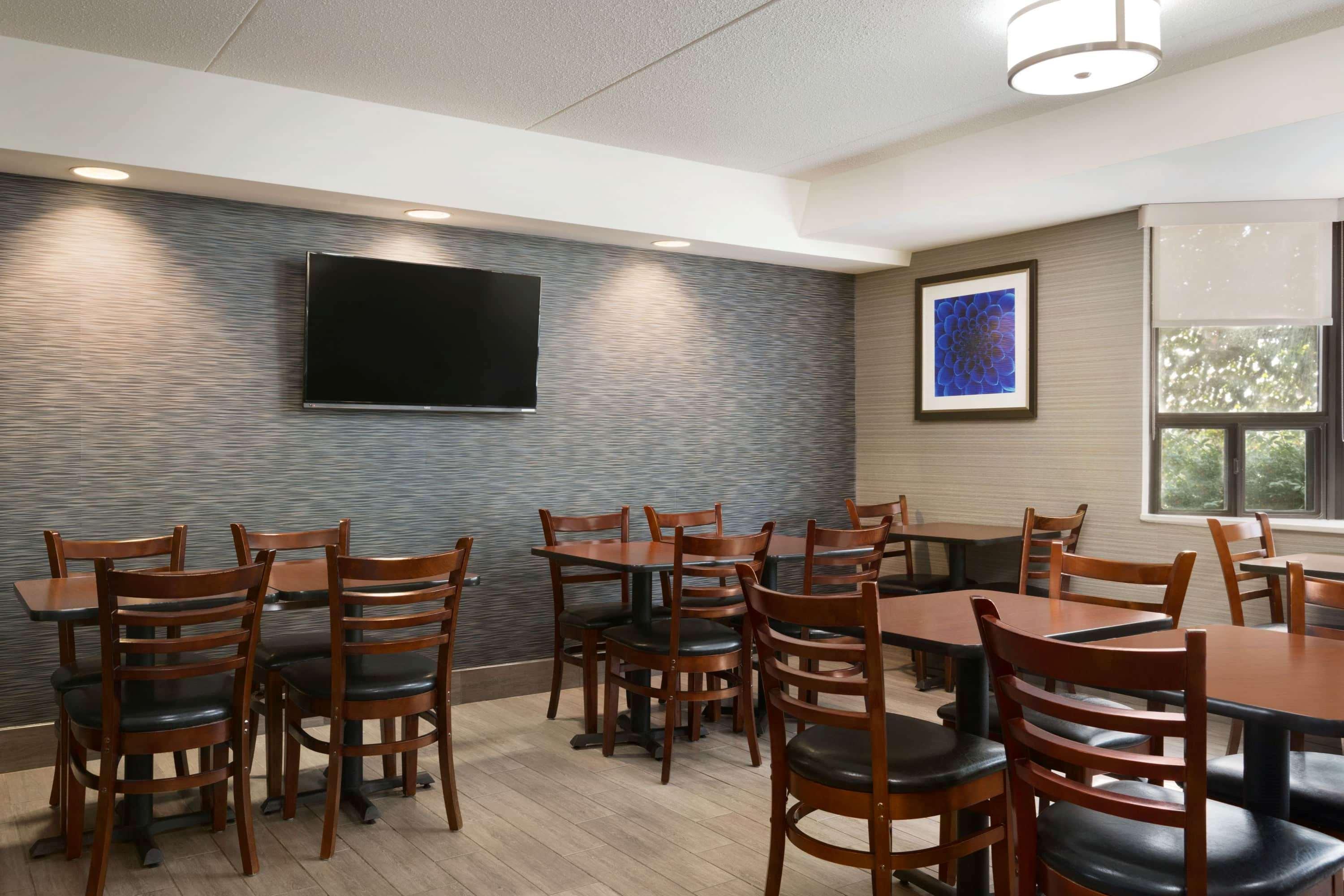 Travelodge By Wyndham Toronto East Buitenkant foto