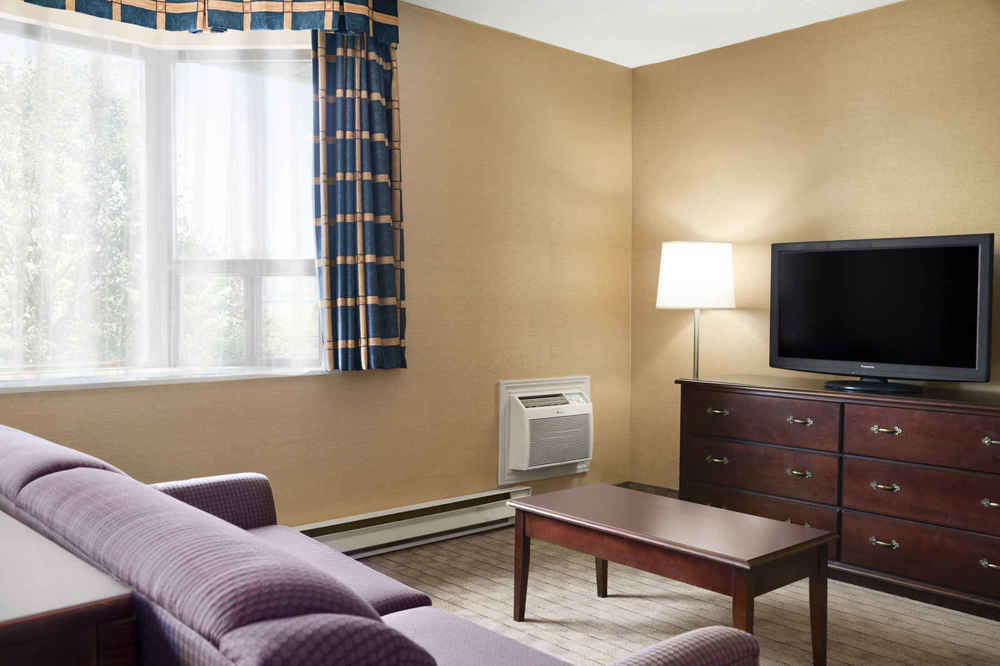Travelodge By Wyndham Toronto East Buitenkant foto